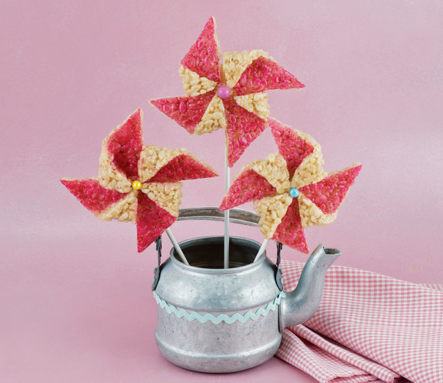 pinwheel crispy treats super cute crispy treats