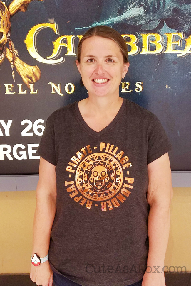 DIY Pirate T-shirt with template. Pirate, pillage, plunder, repeat. Celebrate Pirates of the Caribbean: Dead Men Tell no Tales with this fun shirt. 