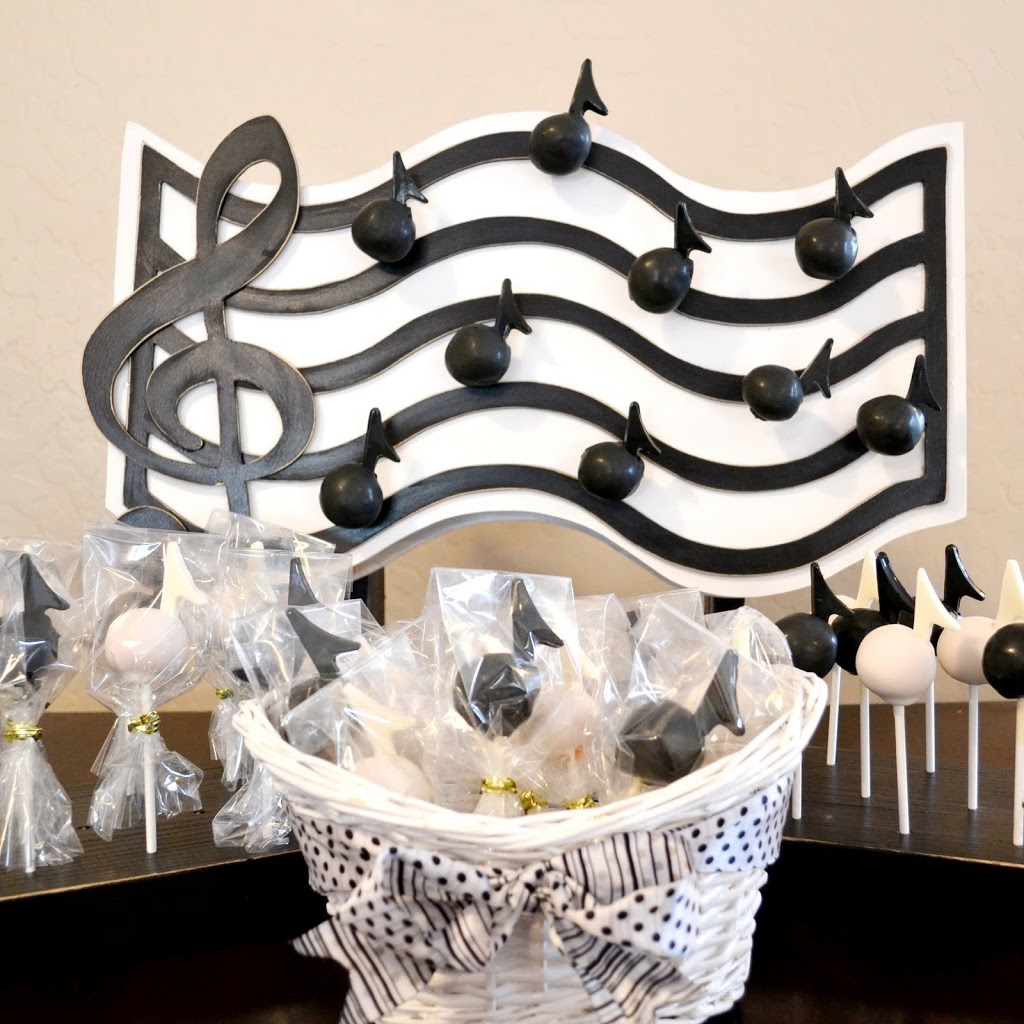 Feature: Music Cake Pop Stand