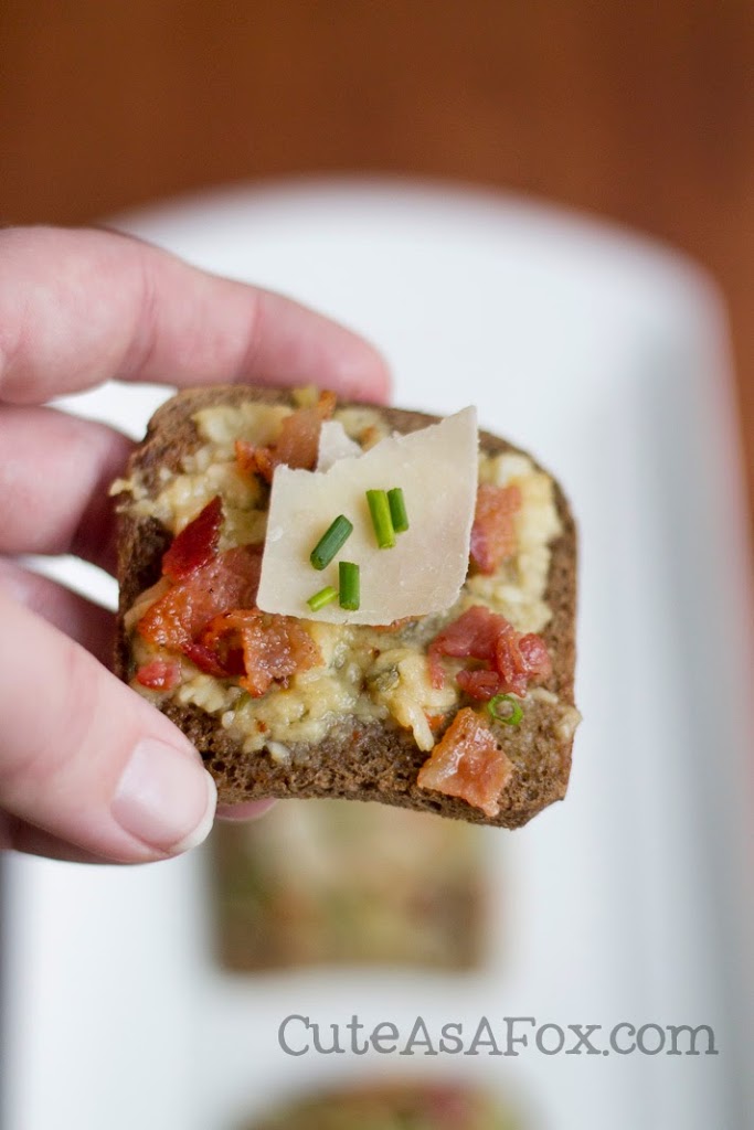 Holiday Recipes: Easy Garlic, Bacon, and Parmesan Appetizers with Mezzetta